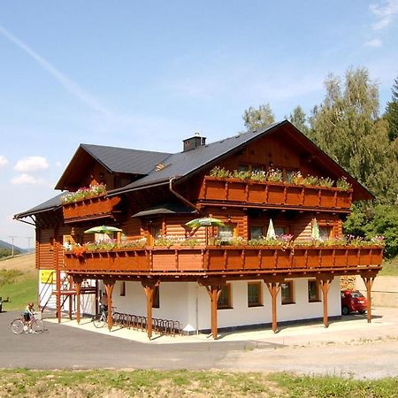 Pension Grizzly Ludvíkov Exterior foto